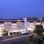 Hotel Central Hotel 3*