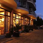 Hotel Central 3*
