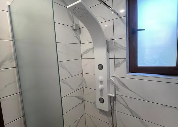 Hotel Central Slăntjev Brjag