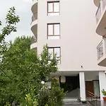 Hotel Central ホテル