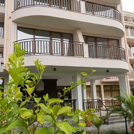 Hotel Central Hotel 3*