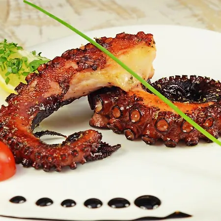 Хотел Централ