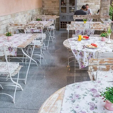 Hotel Central Słoneczny Brzeg