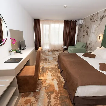 Hotel Central Słoneczny Brzeg