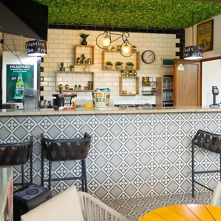 Hotel Central فندق