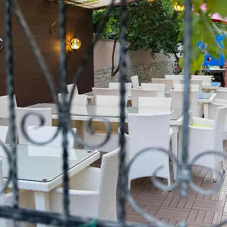 فندق Hotel Central