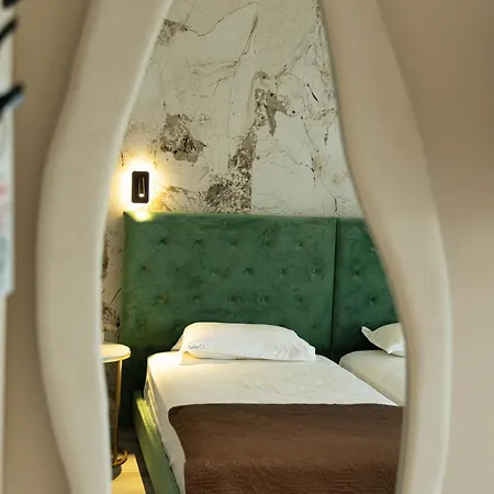 Hotel Central فندق 3*