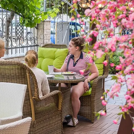 Сентраль Отель