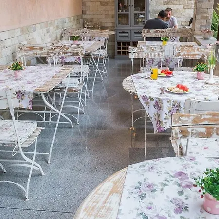 Hotel Central Słoneczny Brzeg